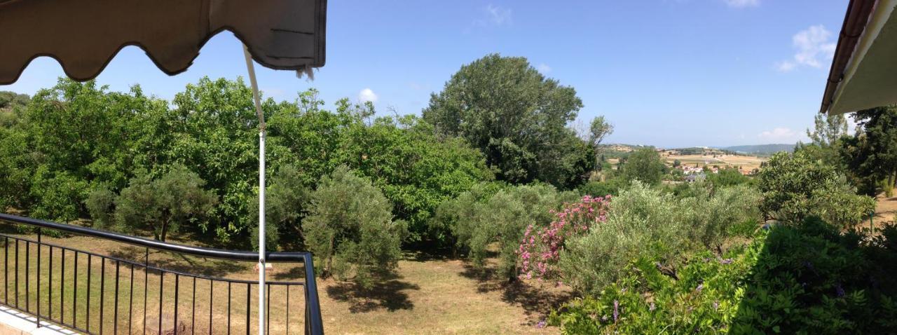 Secluded 1.8 Acre Garden Villa, For Exclusive Use With Stunning Views. Kalandra Exteriör bild